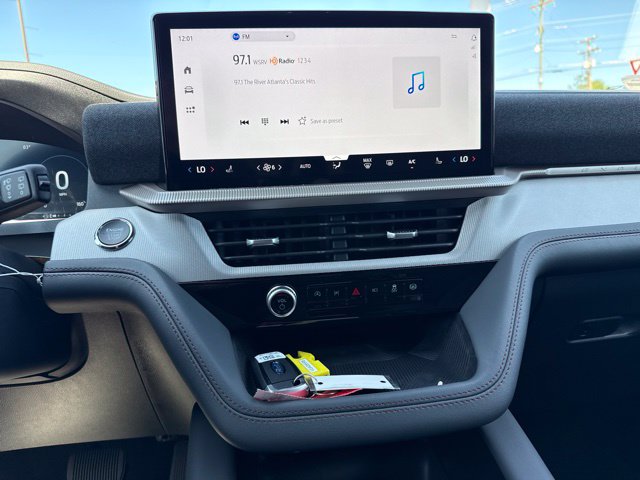 New 2027 Gray Ford Active image 34