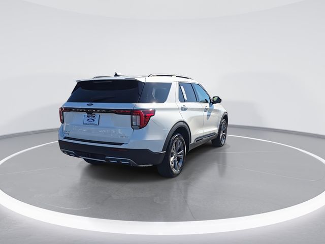 New 2026 Star White Metallic Tri-Coat Ford Active image 8