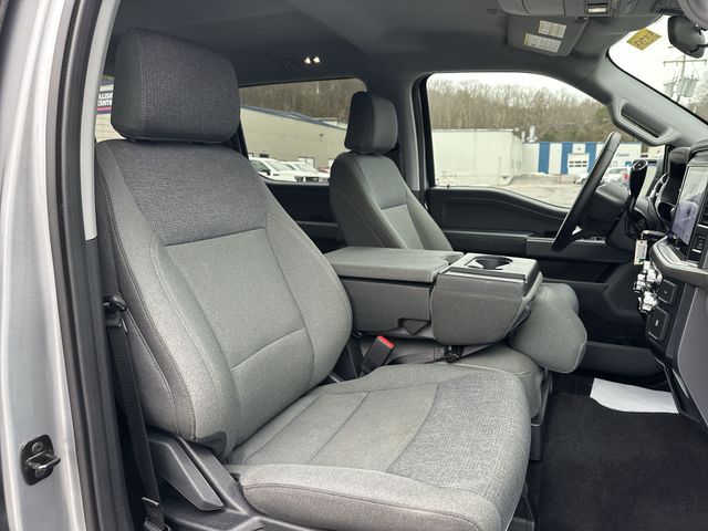 Certified Used 2025 Silver Ford XLT image 26