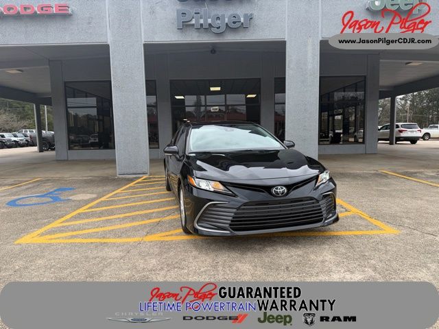Midnight Black Metallic 2023 Toyota Camry LE FWD Sedan Front-Wheel Drive 8-Speed Automatic