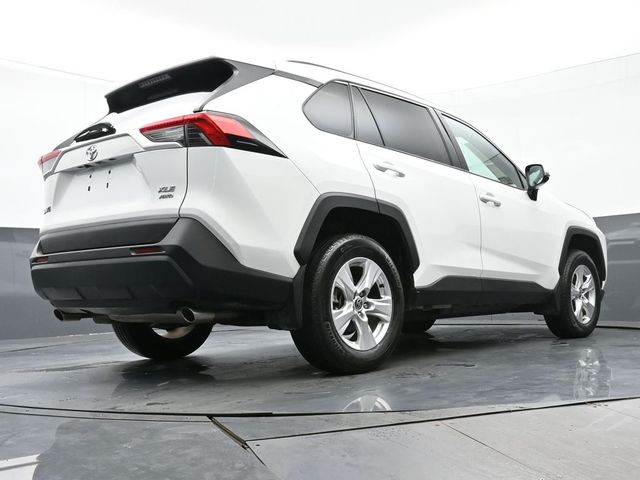 2021 Toyota RAV4 XLE 38