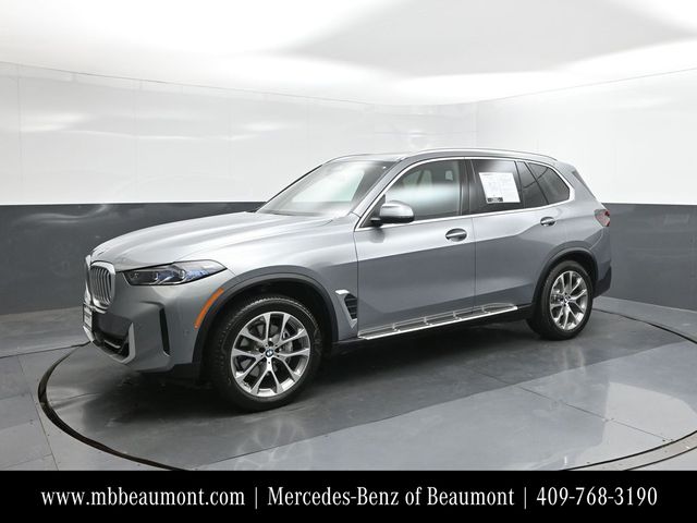 Gray (Skyscraper Grey Metallic) 2025 BMW X5 SUV / Crossover Rear-Wheel Drive 8-Speed Automatic
