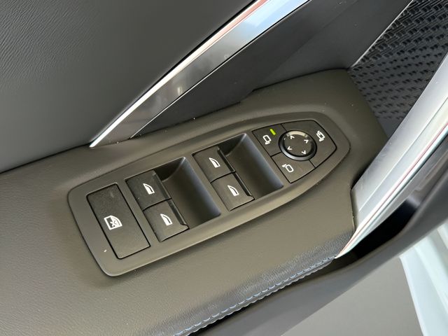 2026 Bmw X2 xDrive28i photo 12