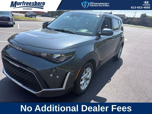 Gravity Gray 2025 Kia Soul SUV / Crossover Front-Wheel Drive Continuously Variable Transmission