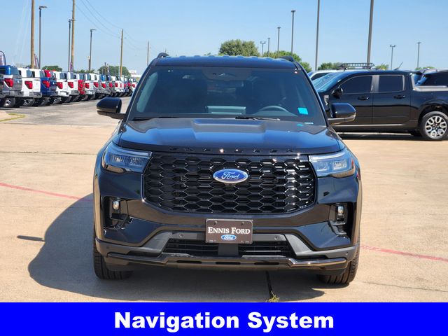 2025 Ford Explorer ST-Line photo