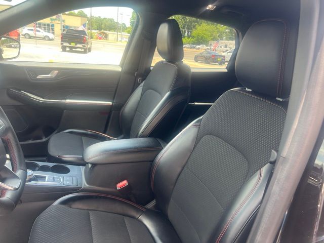 2024 Ford Escape ST-Line - Photo 15