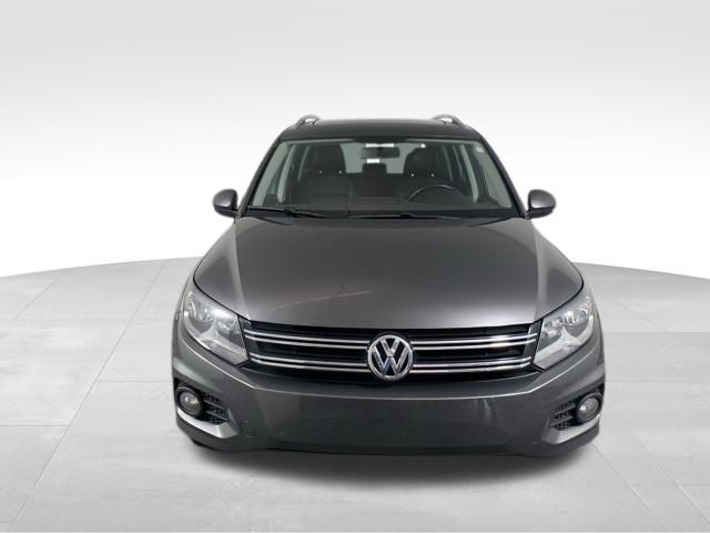 2015 Volkswagen Tiguan S 9