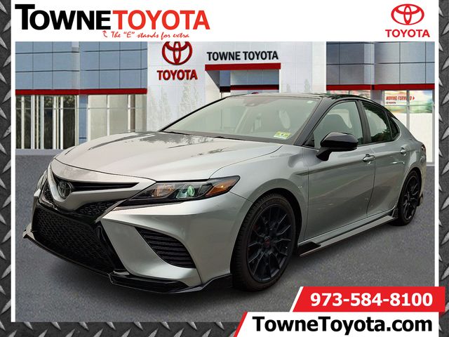 Midnight Black Metallic 2020 Toyota Camry Sedan Front-Wheel Drive 8-Speed Automatic