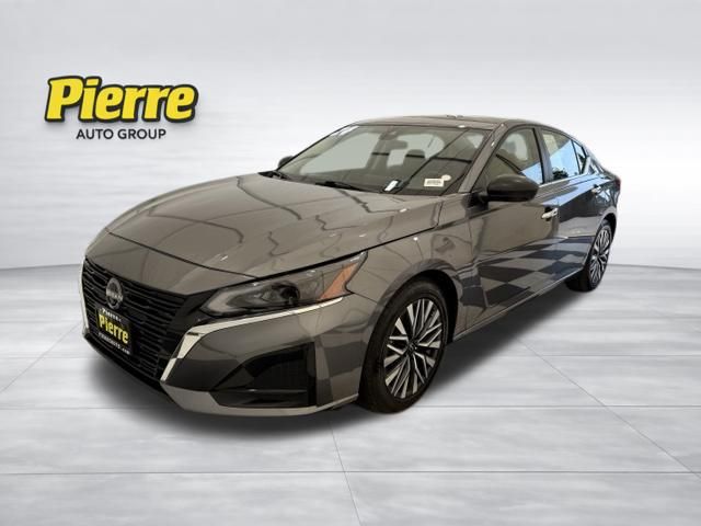 Gray (Gun Metallic) 2024 Nissan Altima Sedan Front-Wheel Drive Continuously Variable Transmission