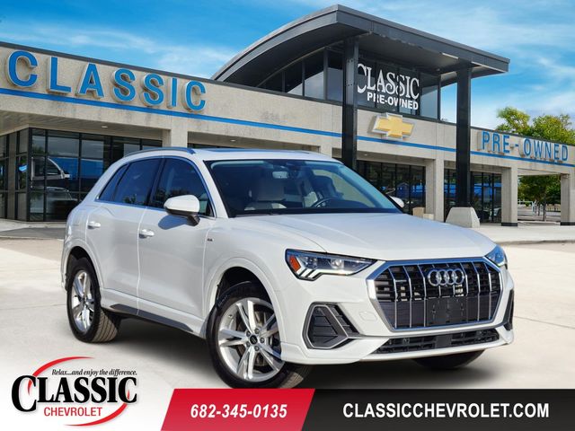 Glacier White 2024 Audi Q3 SUV / Crossover All-Wheel Drive 8-Speed Automatic