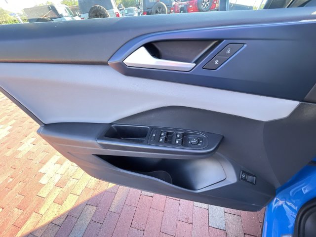 Used 2023 Volkswagen Taos SUV
