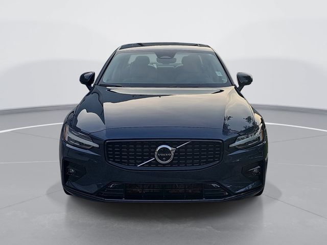 Used 2024 Blue Volvo Ultimate image 8
