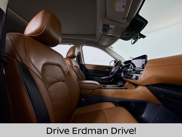 Used 2025 Nissan Pathfinder SUV