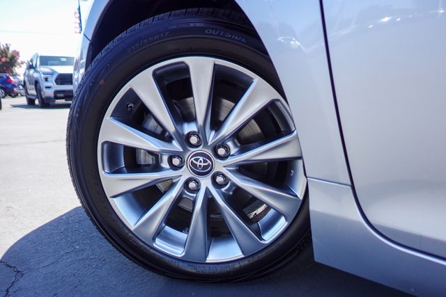 Used 2015 Toyota Camry Sedan
