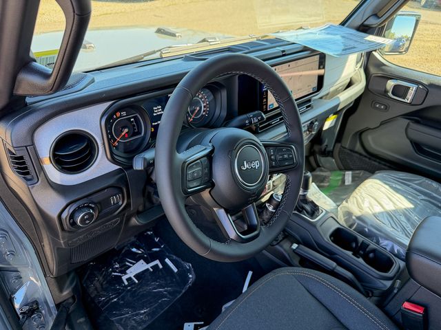 new 2026 Jeep Gladiator car, priced at $46,715