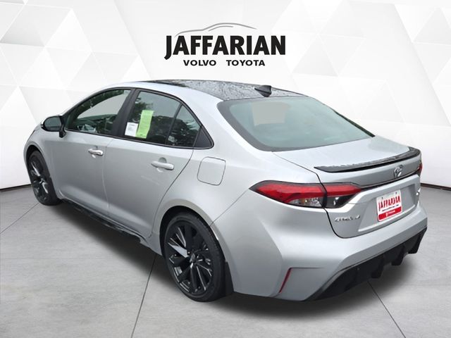 2025 Toyota Corolla XSE photo 2