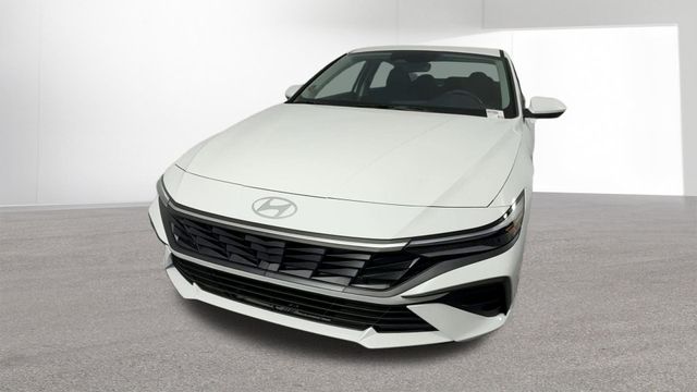 Used 2025 Hyundai Elantra Hybrid For Sale in Indianapolis, IN