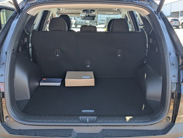 New 2026 Black Hyundai SEL image 26