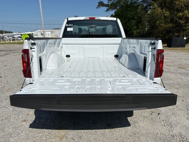 New 2026 Oxford White Ford XL image 16