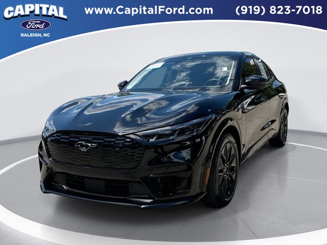 2025 Ford Mustang-Mach-e Premium's photo