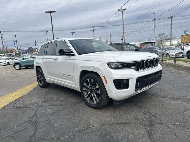 Certified Used 2023 White Jeep Overland image 11