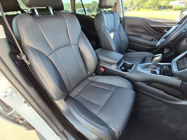 Used 2024 Silver Subaru Limited image 34