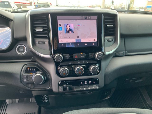 2025 RAM 1500 Big Horn/Lone Star photo