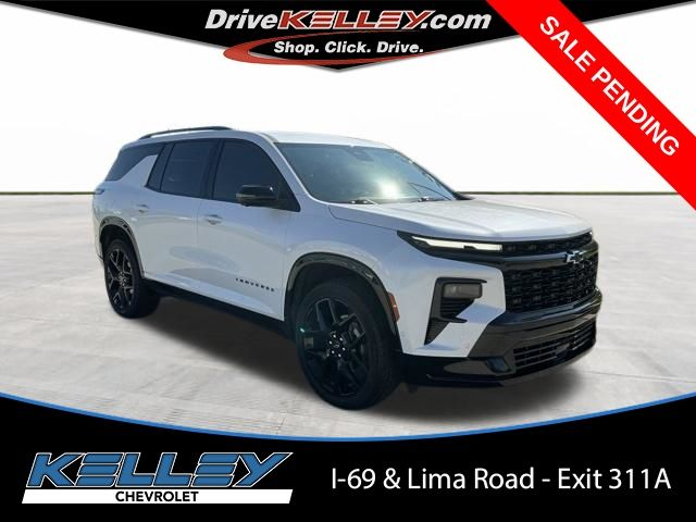 White (Iridescent Pearl Tricoat) 2025 Chevrolet Traverse SUV / Crossover Four-Wheel Drive 8-Speed Automatic