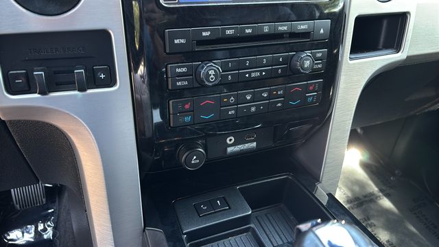 Used 2011 White Ford Platinum image 31