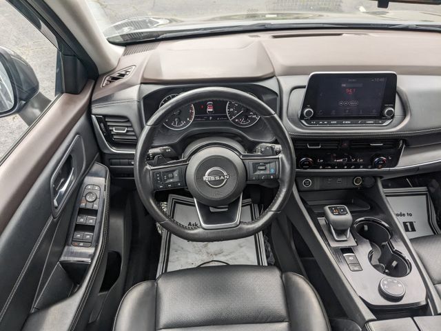 2023 Nissan Rogue SV photo