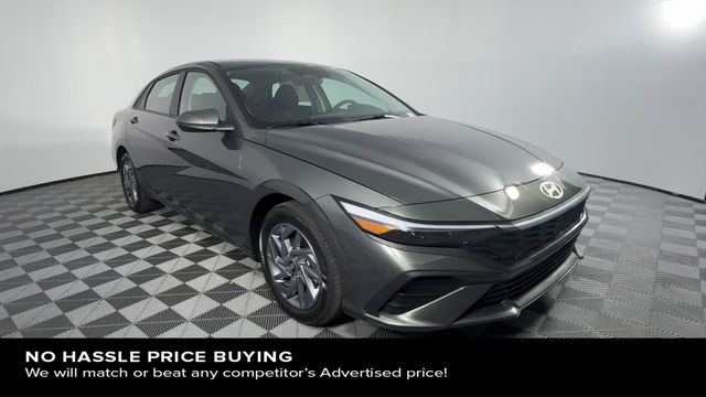New 2025 Hyundai Elantra Hybrid For Sale in Indianapolis, IN