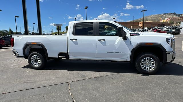 2024 GMC Sierra 2500HD Pro 2