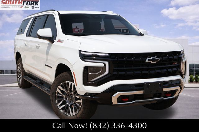 Summit White 2026 Chevrolet Suburban SUV / Crossover Four-Wheel Drive Automatic