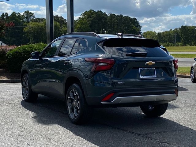 2025 Chevrolet Trax LT 3