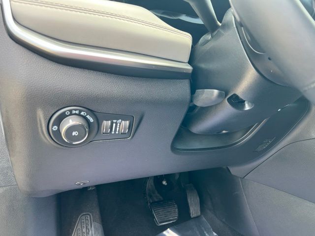 2025 Jeep Compass Limited - Bright White Clearcoat exterior view 17