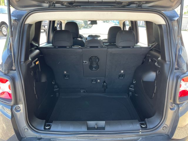 2021 Jeep Renegade Latitude - Graphite Gray exterior view 13
