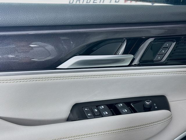 2024 Baltic Gray Metallic Clearcoat Jeep Wagoneer Base 4X4 SUV