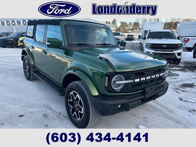 2022 Ford Bronco Outer Banks Advanced 4-Door 4WD