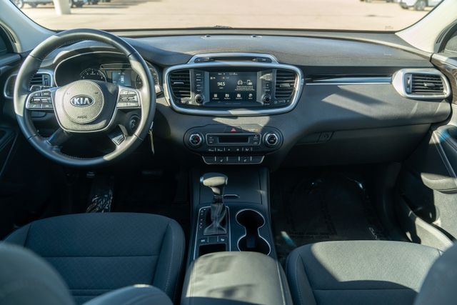 2019 Kia Sorento LX 14