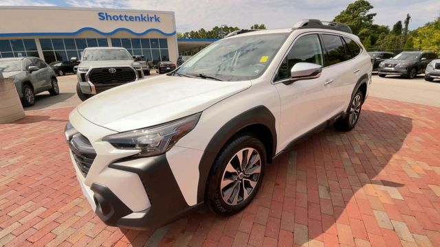 Used 2025 Subaru Outback SUV