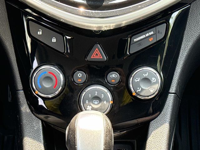 Used 2017 Gray Chevrolet LT image 17