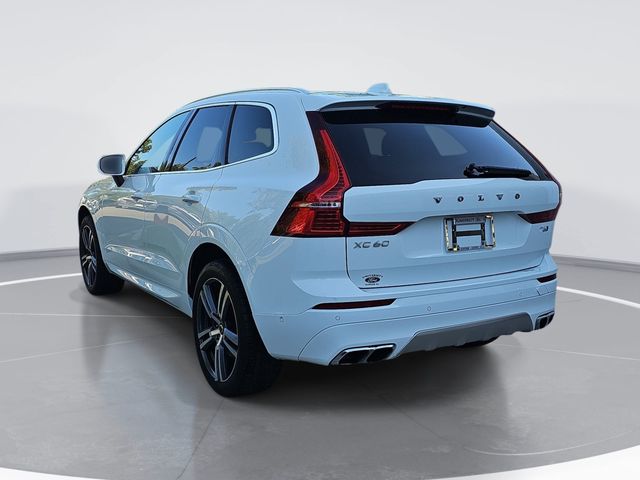 Used 2019 White Volvo T6 Momentum image 5
