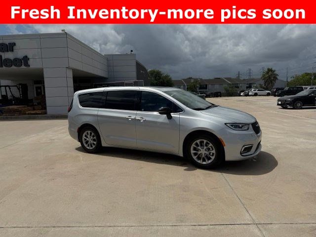 2026 Chrysler Pacifica Limited Silver at Big Star Chrysler Jeep Dodge Ram 