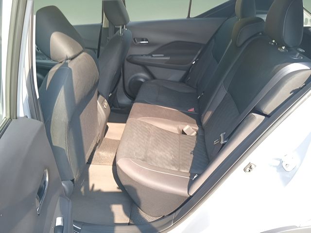 Used 2024 Nissan Kicks SUV