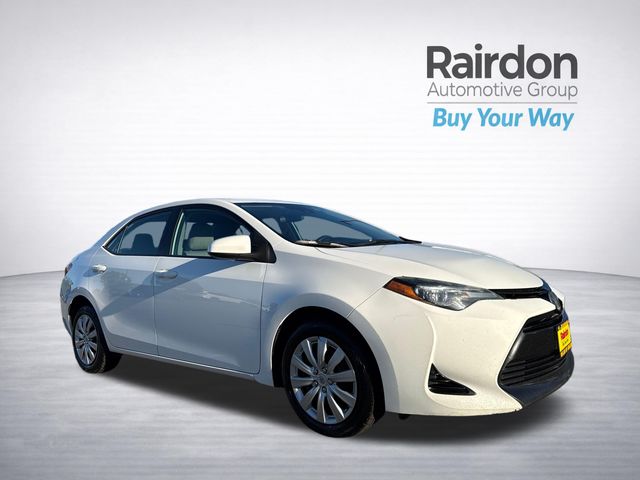 Super White 2018 Toyota Corolla Sedan Front-Wheel Drive Continuously Variable Transmission