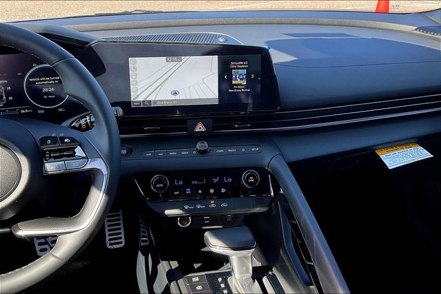 2025 Hyundai Elantra Hybrid SEL Sport photo