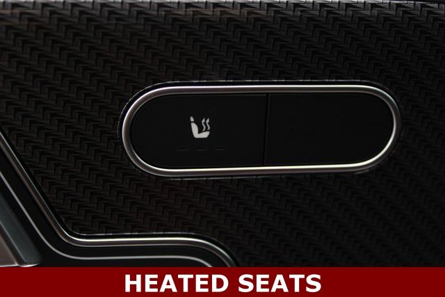 Used 2025  Mercedes-Benz GLA 250 image 16