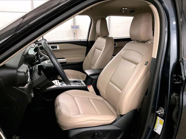2023 Ford Explorer XLT Blue at Grove City Ford