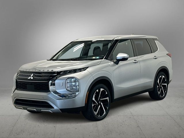 2022 Mitsubishi Outlander SE Silver at Honda North
