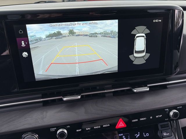 Used 2023 Kia Carnival Van